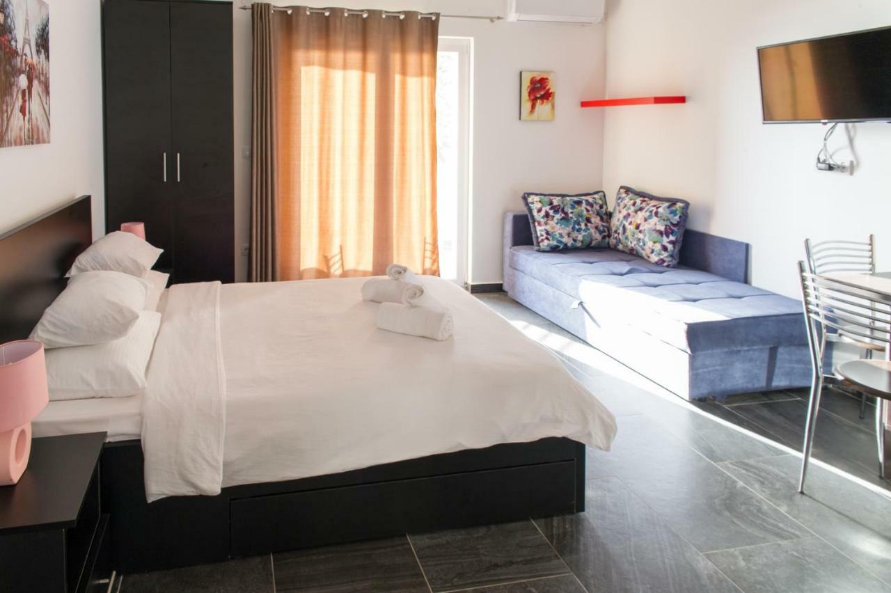 Alessandra Apartments Sveti Stefan Exterior photo
